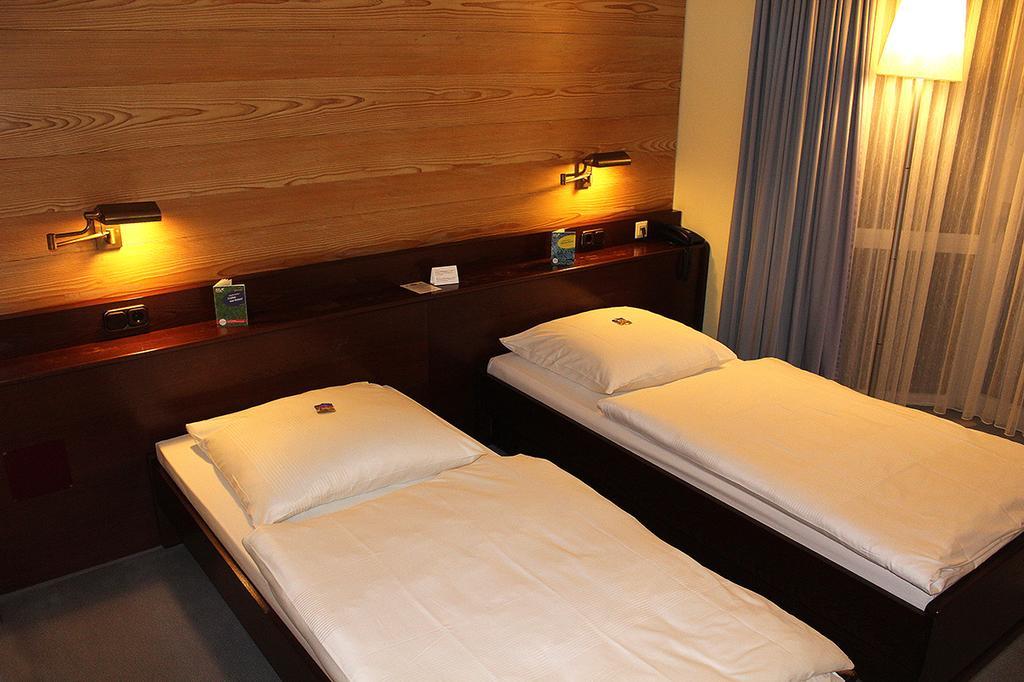 Hotel Alexander Koln フレッヒェン エクステリア 写真